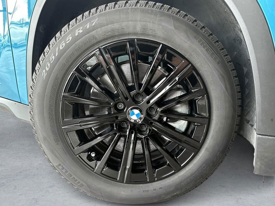 BMW iX1 xDrive30 5d