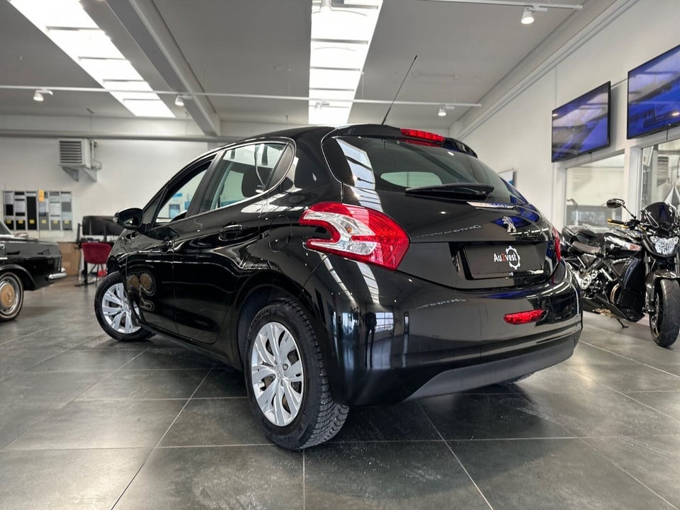 Peugeot 208 1,2 VTi Active 5d