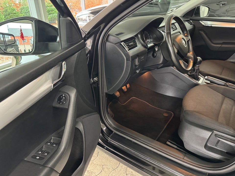 Skoda Octavia 1,2 TSi 105 Elegance 5d