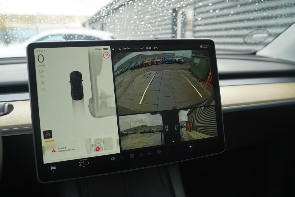 Tesla Model Y RWD 5d