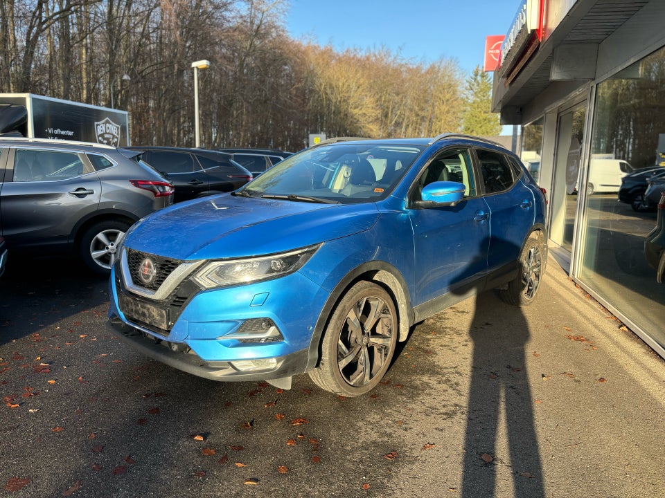 Nissan Qashqai 1,3 Dig-T 160 Tekna 5d