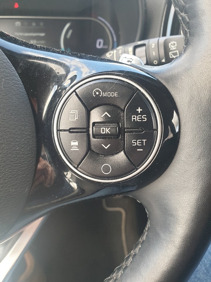 Kia e-Soul 64 Premium Luxury 5d