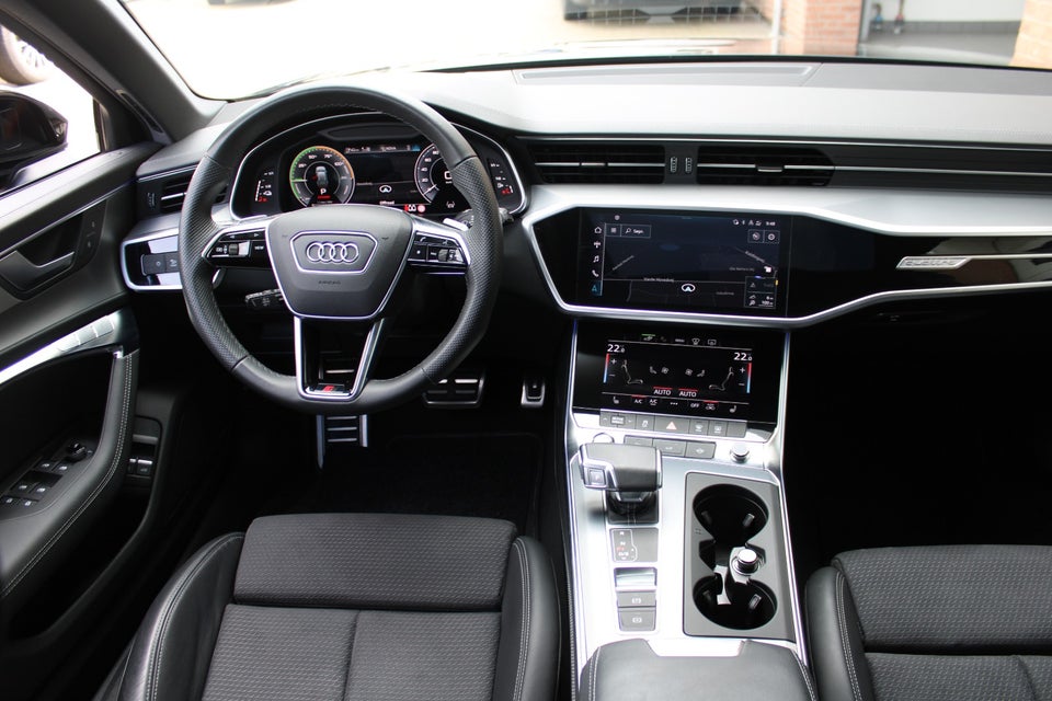 Audi A6 55 TFSi e S-line Avant quattro S-tr. 5d