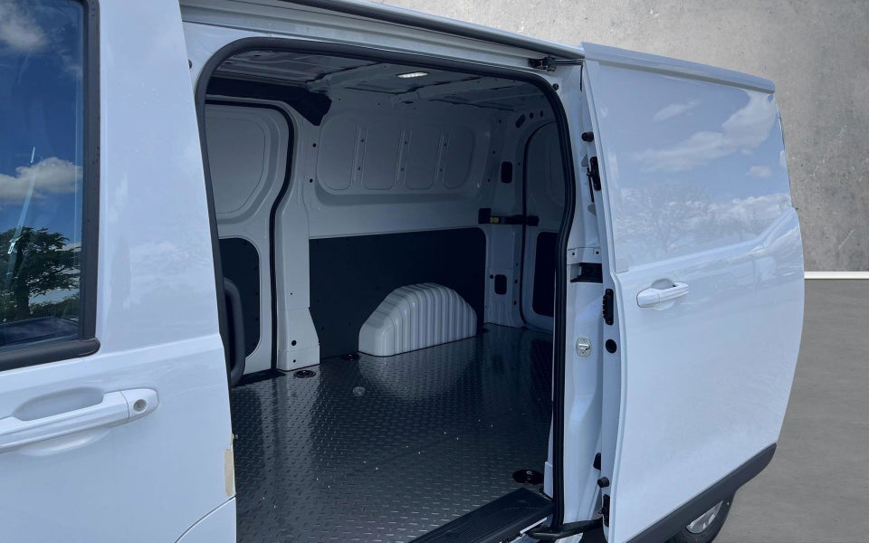 Maxus Deliver 7 2,0 TD L2H1 Kassevogn