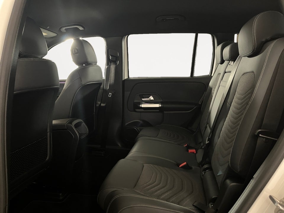 Mercedes EQB300 Progressive 4Matic 5d