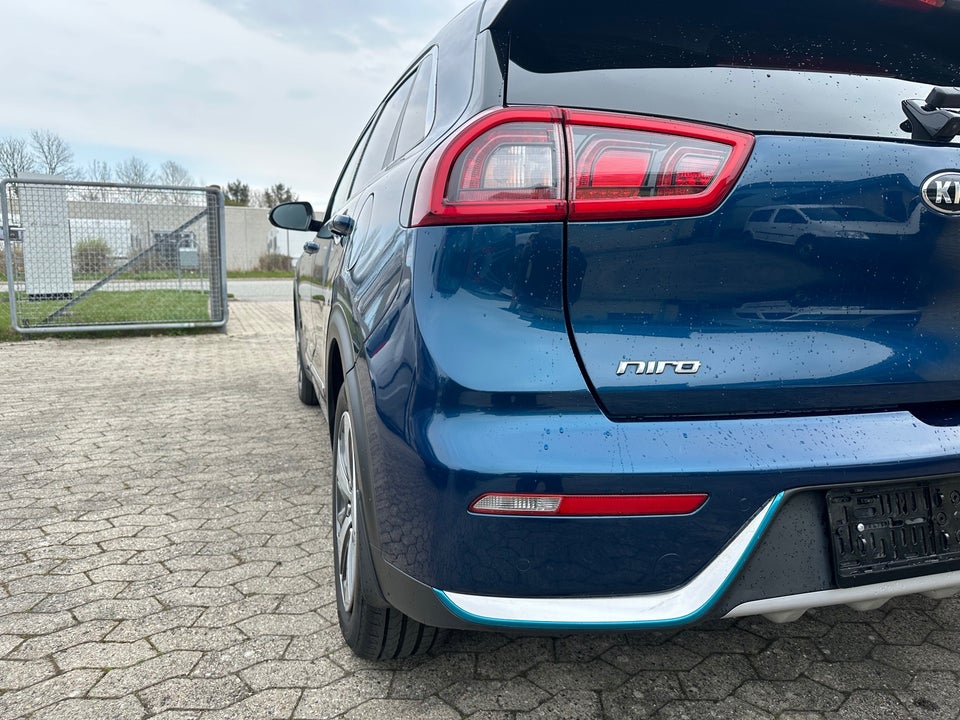 Kia Niro 1,6 PHEV Advance DCT 5d