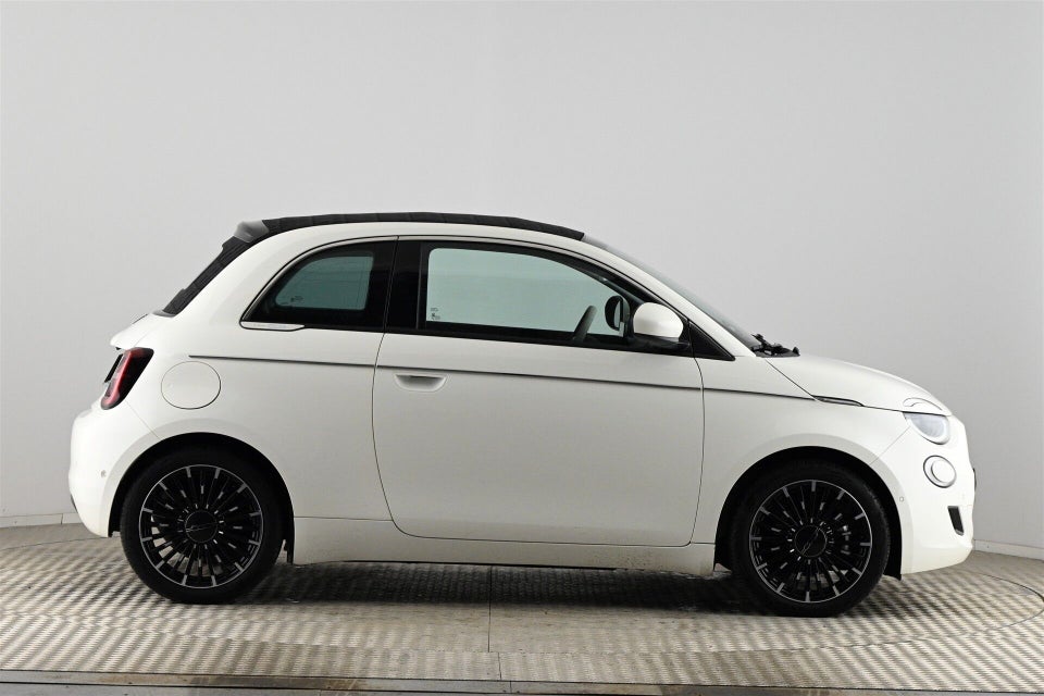 Fiat 500e 42 la Prima by Bocelli Cabrio 2d