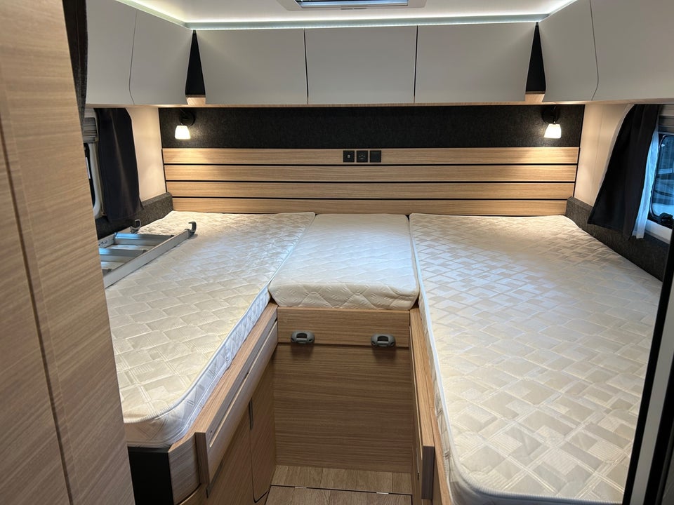 Hobby Optima De Luxe T75 HGE 2,2 aut. 2d