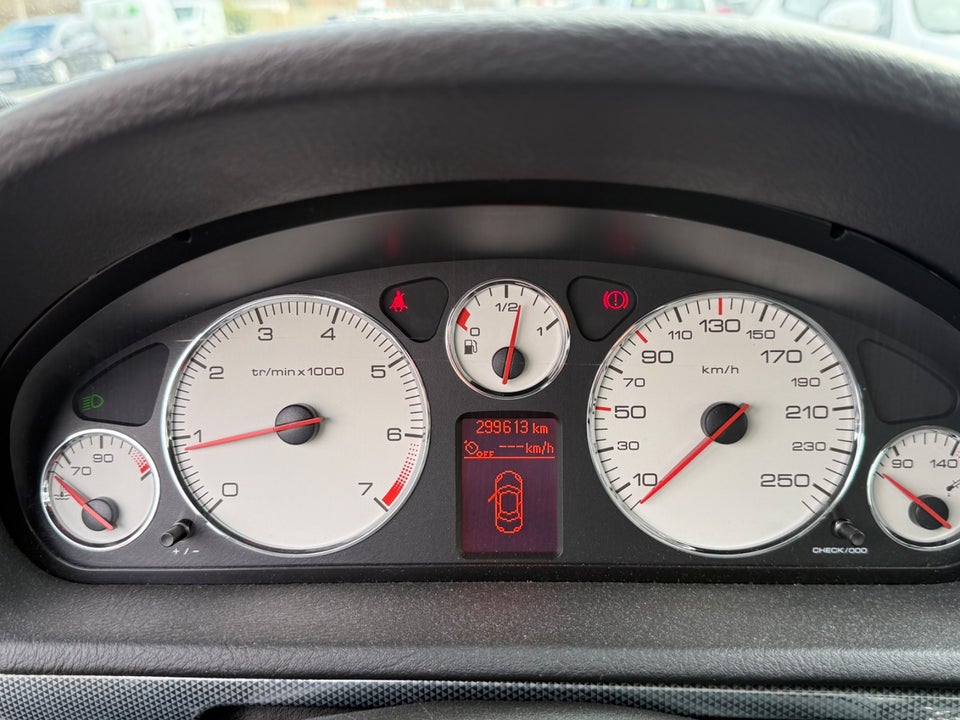 Peugeot 407 2,2 ST Sport 4d