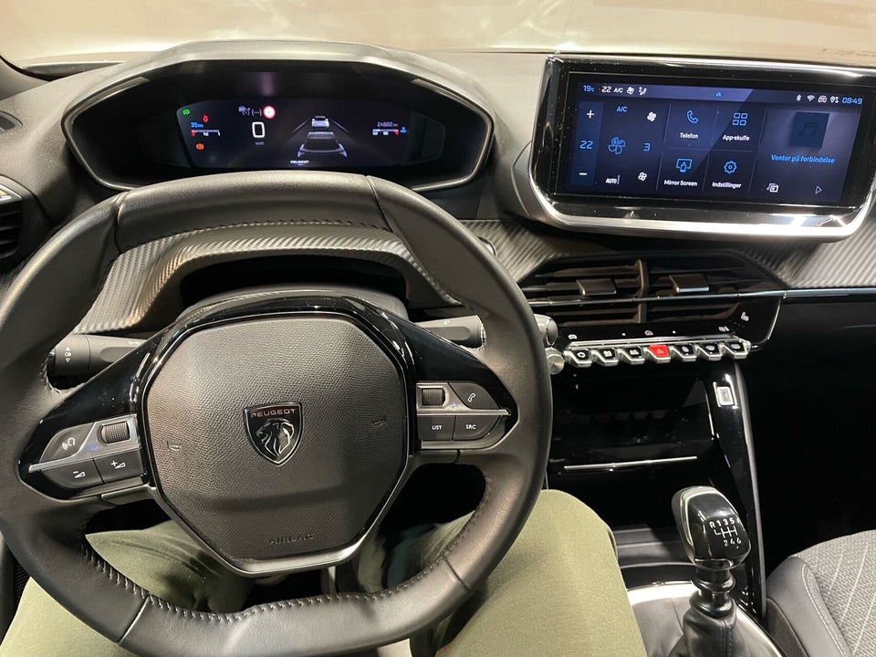 Peugeot 2008 1,2 PureTech 100 Allure 5d