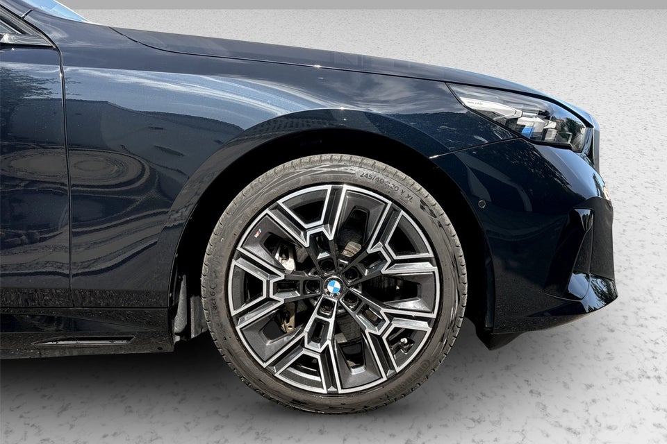 BMW i5 eDrive40 Touring Fully Charged M-Sport 5d