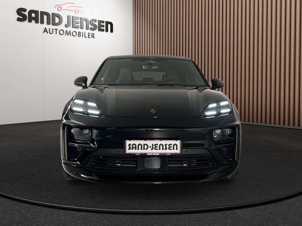 Porsche Macan Turbo 5d