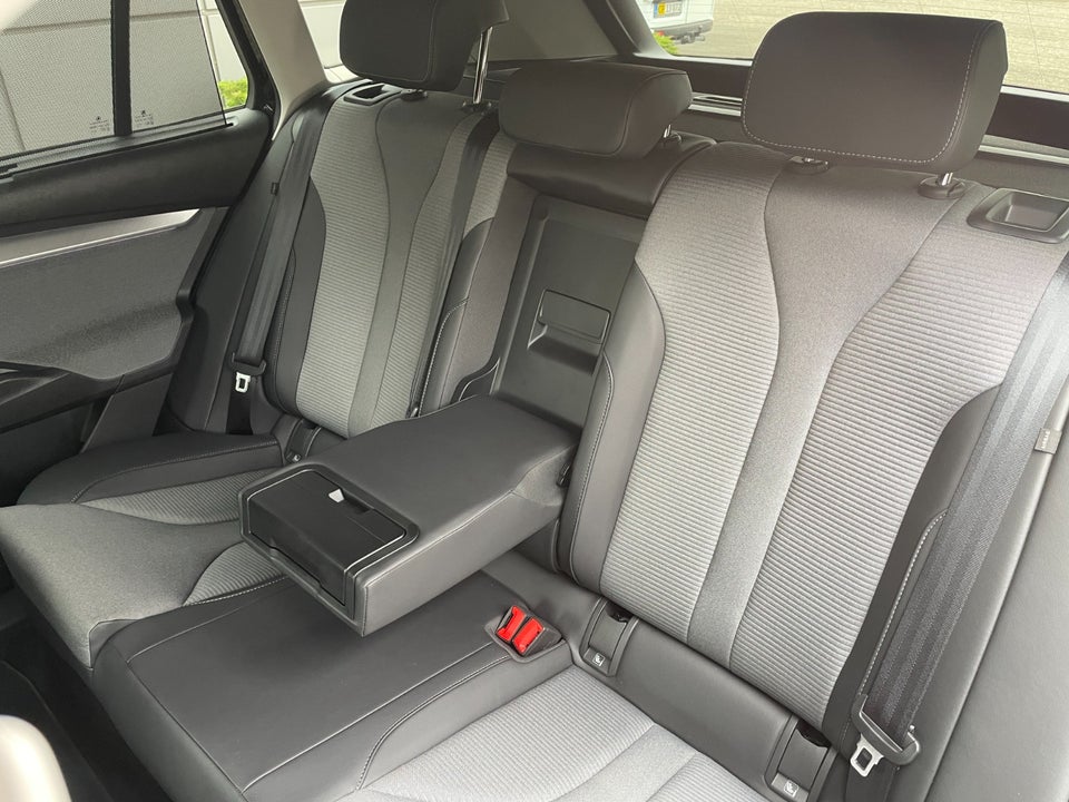 Skoda Enyaq 60 iV Premium 5d