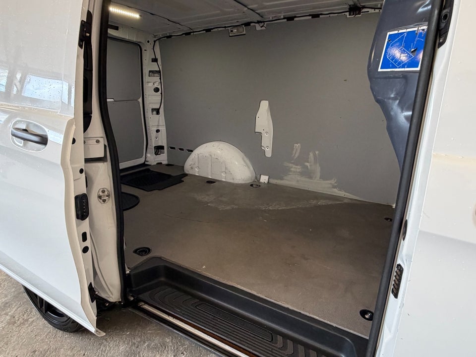 Mercedes Vito 114 2,0 CDi Complete aut. L RWD