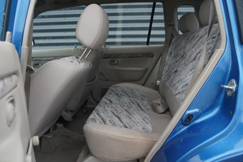 Mazda Demio 1,3i GLX 5d