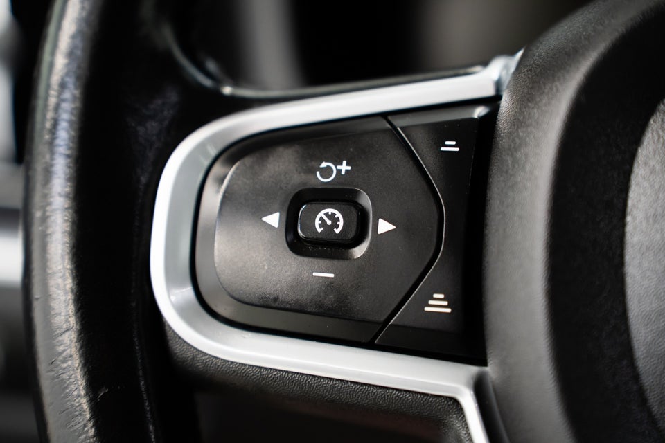 Volvo V60 2,0 B4 197 Inscription aut. 5d