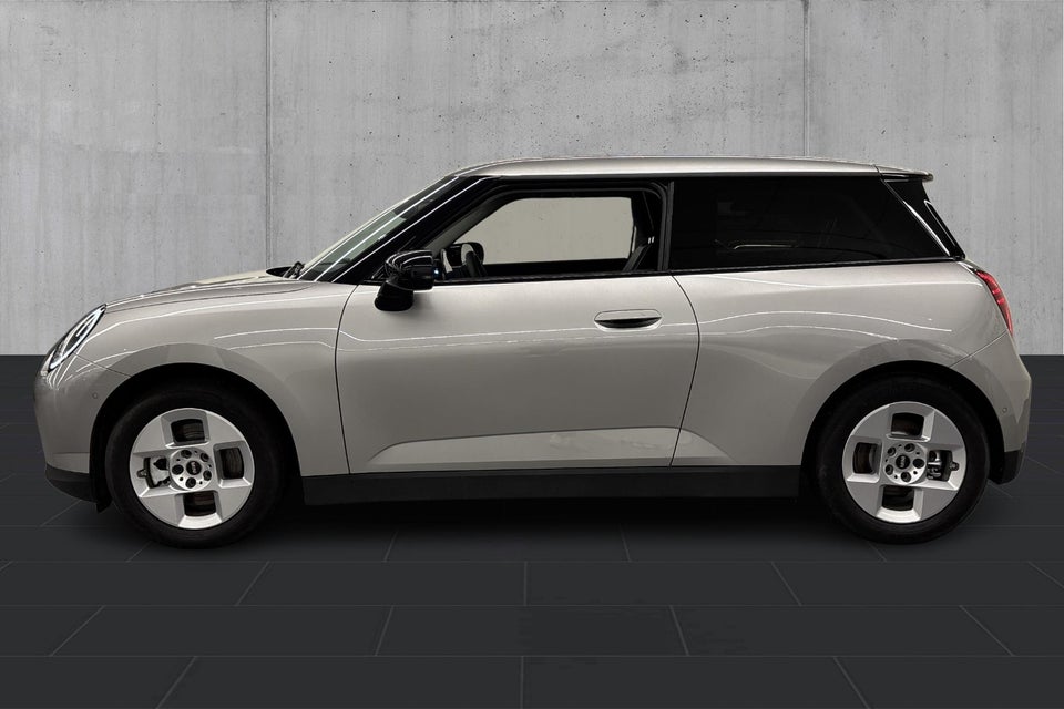 MINI Cooper SE Classic Trim M 3d