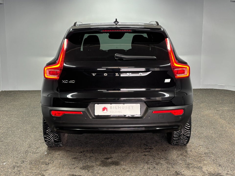 Volvo XC40 1,5 T4 ReCharge Plus Dark aut. 5d