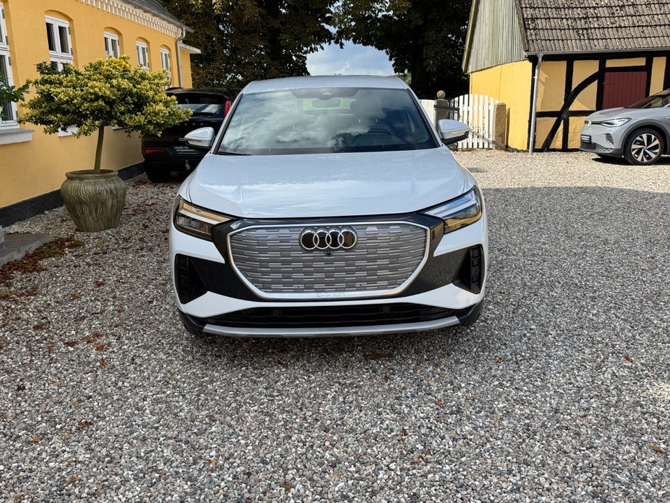 Audi Q4 e-tron 40 Advanced Sportback 5d