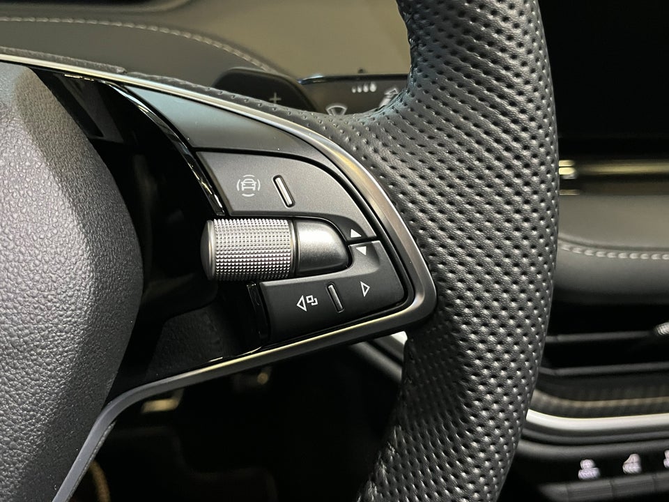 Skoda Enyaq 85 iV Sportline Advanced 5d