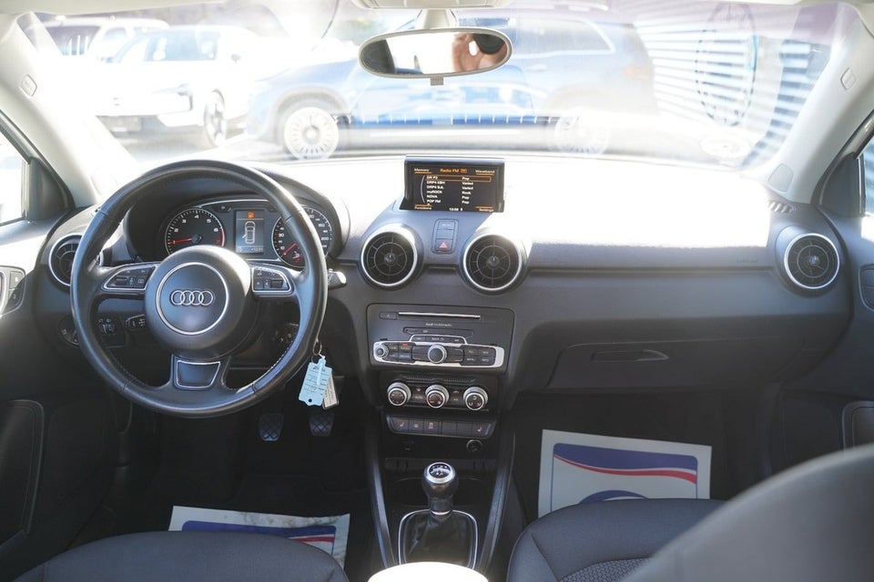 Audi A1 1,0 TFSi 95 Design Sportback 5d