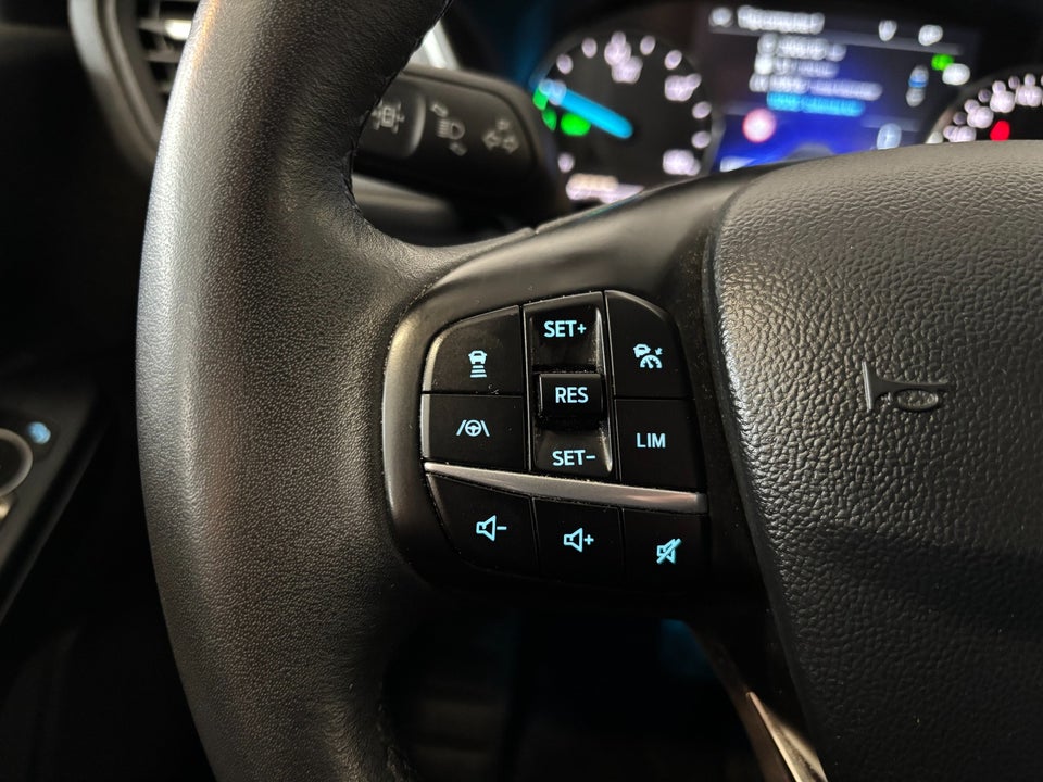 Ford Kuga 2,5 PHEV Titanium X CVT 5d