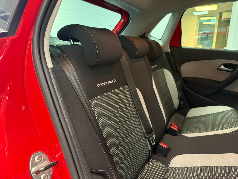 VW Polo Cross 1,6 TDi 90 5d