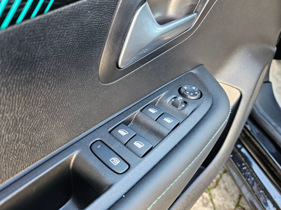 Peugeot 208 1,2 PureTech 100 Edition:210+ 5d