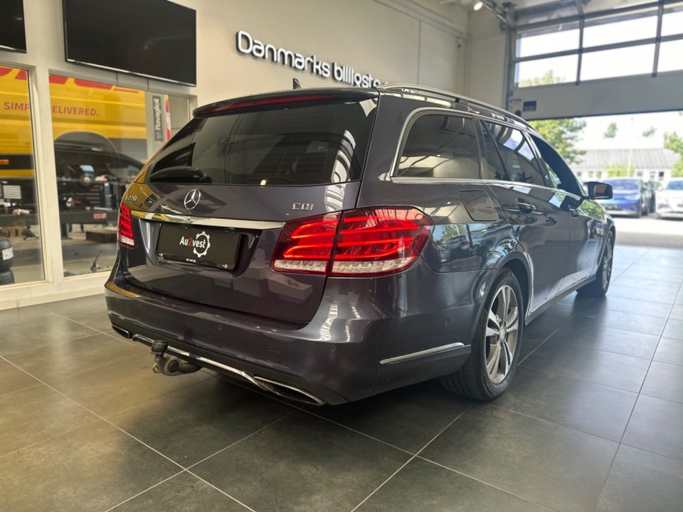 Mercedes E220 2,2 CDi Avantgarde stc. aut. 5d