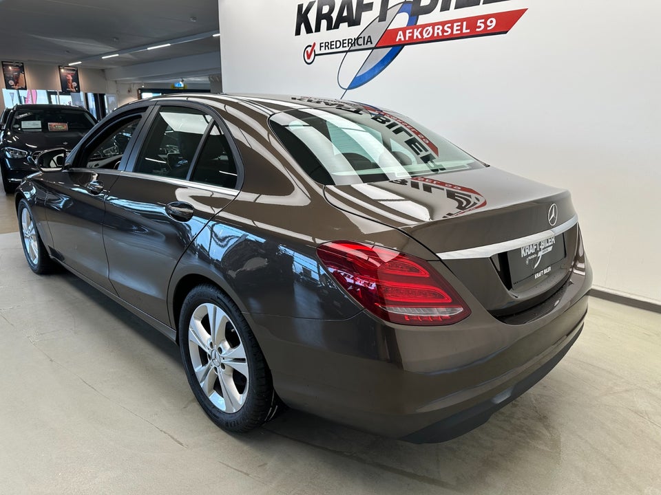 Mercedes C220 d 2,2 Business aut. 4d