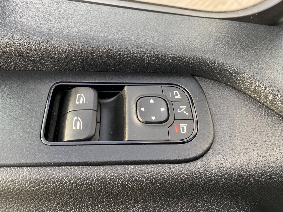 Mercedes Sprinter 215 2,0 CDi A2 Kassevogn aut. FWD