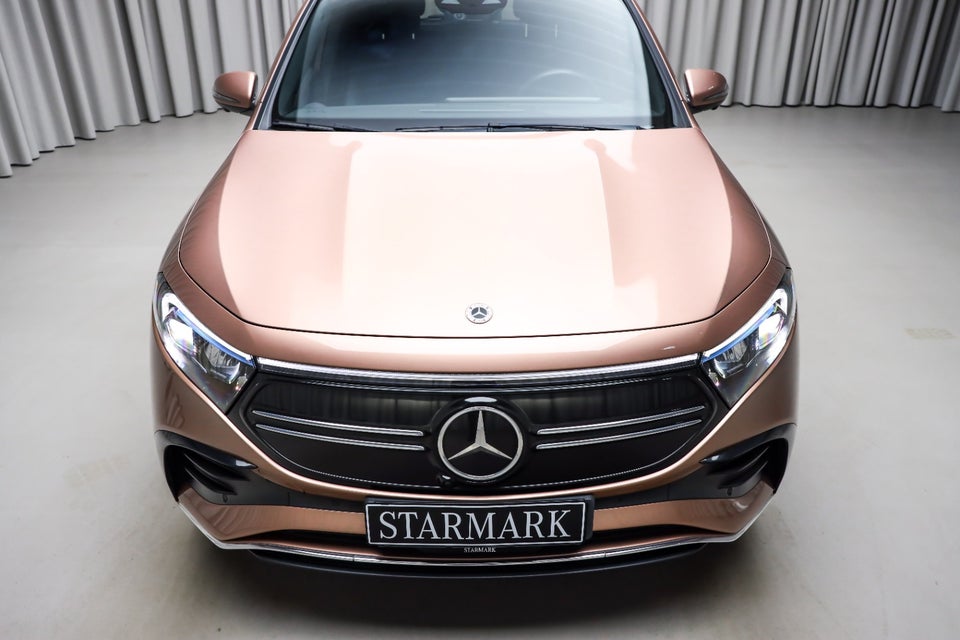 Mercedes EQA300 AMG Line 4Matic 5d