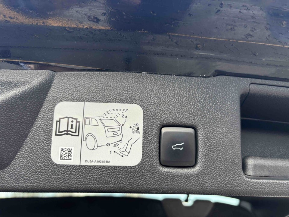 Ford Kuga 2,5 PHEV ST-Line X CVT 5d