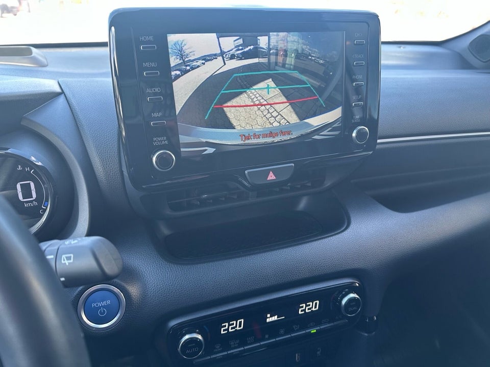 Toyota Yaris 1,5 Hybrid H3 Style e-CVT 5d