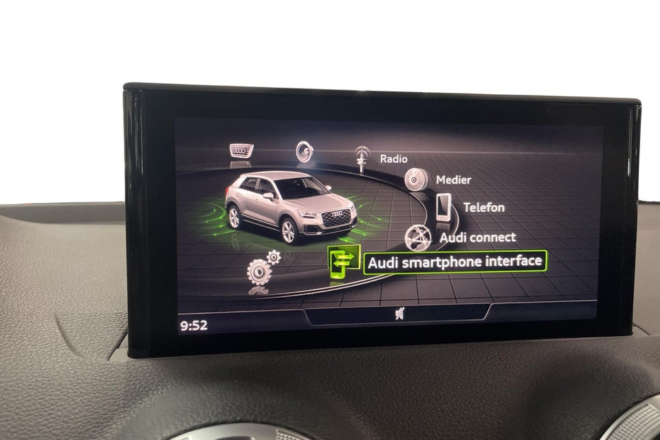 Audi Q2 35 TFSi S-line S-tr. 5d