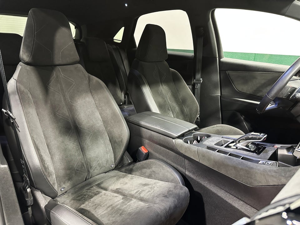 DS DS 7 CrossBack 1,6 E-Tense Performance Line EAT8 AWD 5d