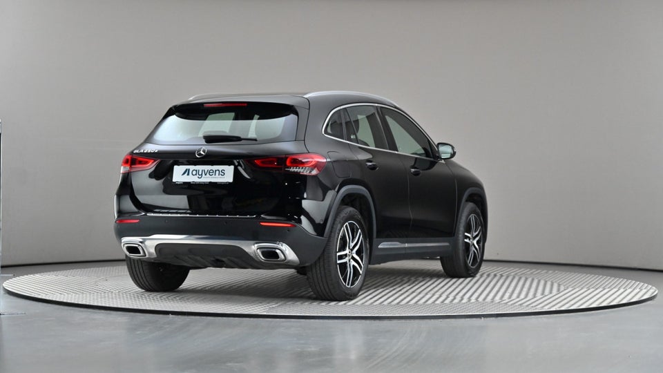 Mercedes GLA250 e 1,3 Business aut. 5d