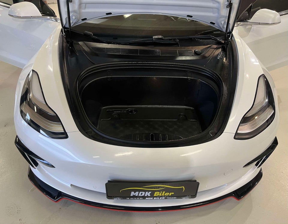 Tesla Model 3 Performance AWD 4d