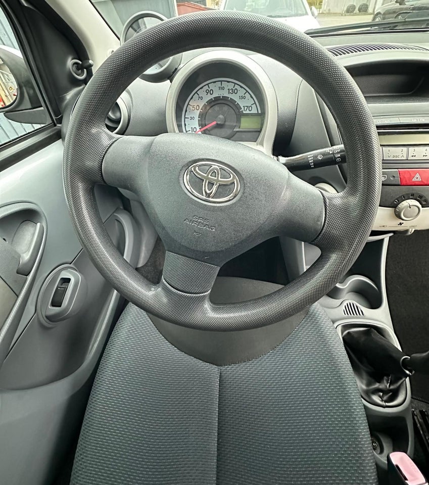 Toyota Aygo 1,0 Plus 5d