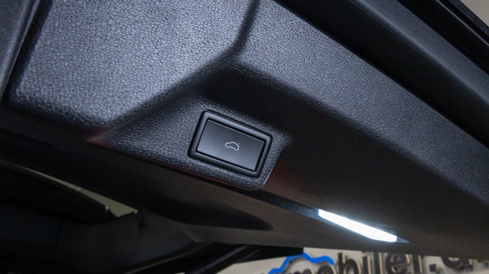 VW ID.Buzz 77 Pro SWB 5d