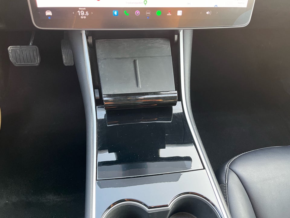 Tesla Model 3 Standard Range+ RWD 4d