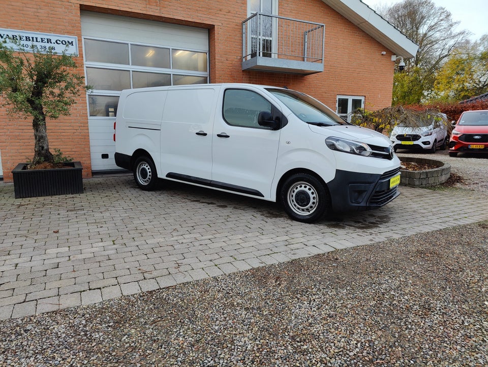 Toyota ProAce 2,0 D 120 Long Comfort 5d