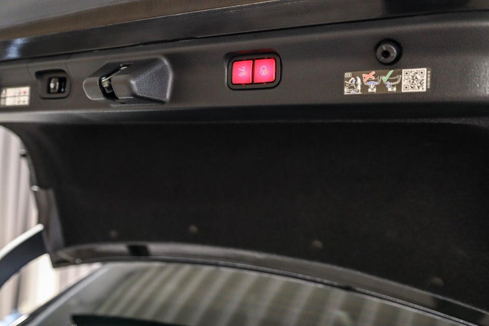 Mercedes EQE350 AMG Line 4d