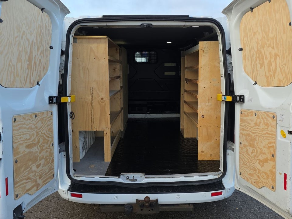 Ford Transit Custom 300L 2,0 TDCi 170 Limited aut.