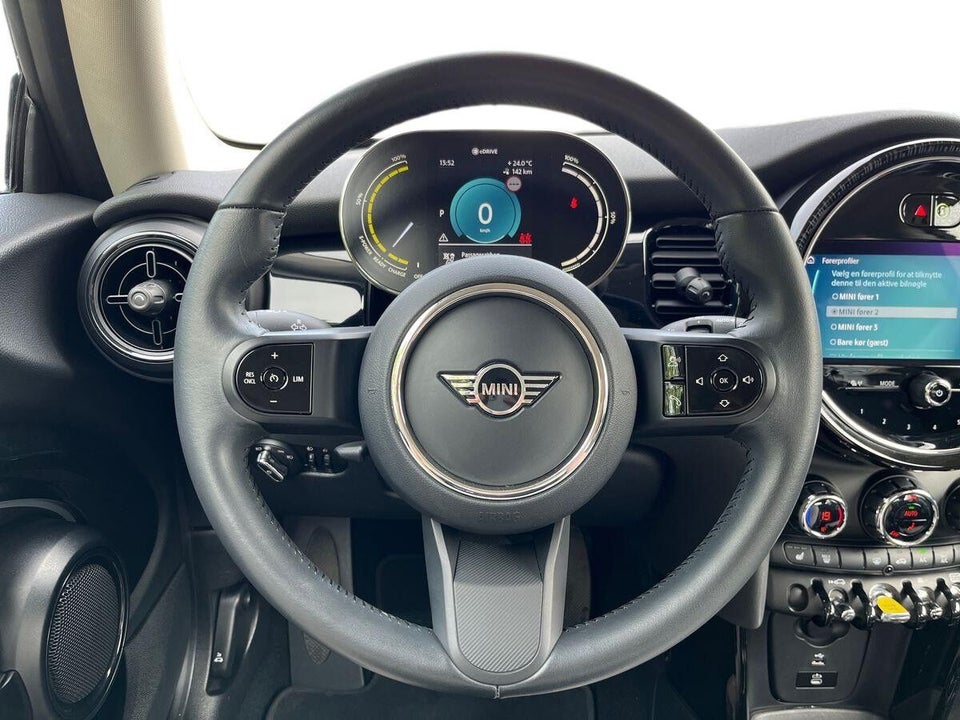 MINI Cooper SE Edition Premium Plus 3d