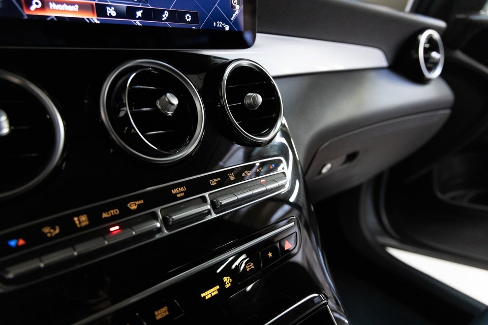 Mercedes GLC300 de 2,0 aut. 4Matic 5d