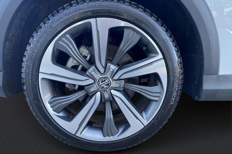 MG Marvel R Performance 5d