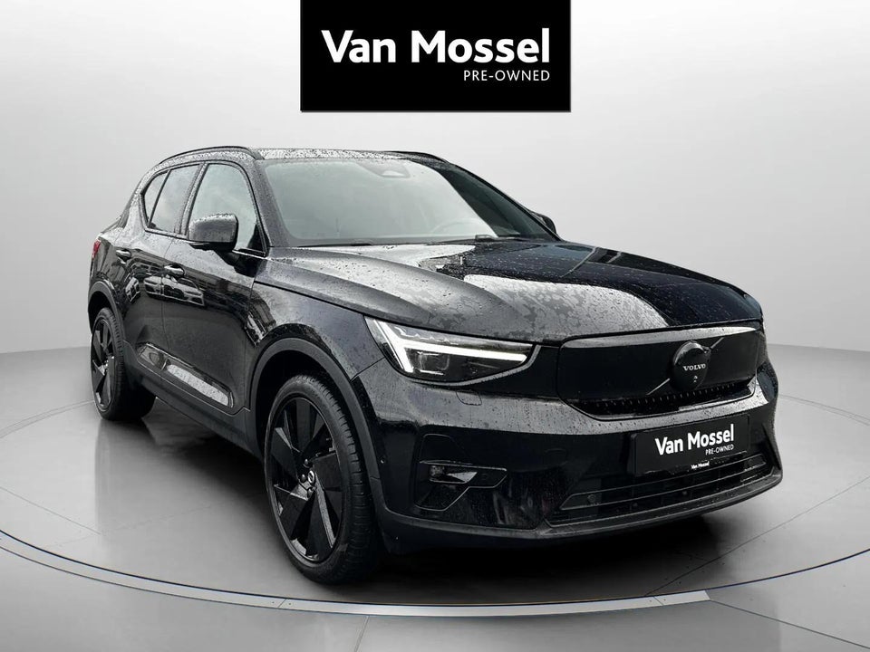 Volvo EX40 Extended Range Black Edition 5d