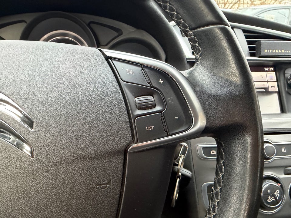 Citroën C4 1,6 BlueHDi 100 Feel 5d