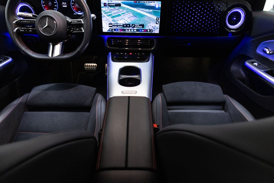 Mercedes CLA250+ electric AMG Premium 4d